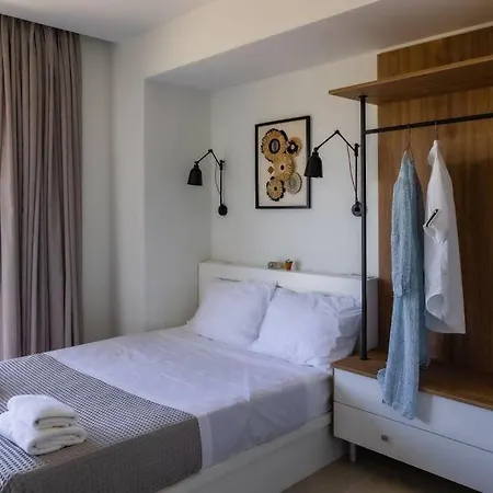 Kipos Suites #1 Near The